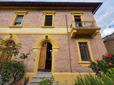 Vendita Villa SIENA: SAN PROSPERO ALTO. Vendesi in esclusiva, in una delle aree più eleganti e tranquille di...